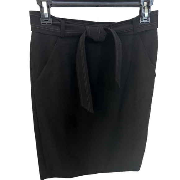 DKNY Black Crepe  Wool Skirt Size 8 - Picture 1 of 12